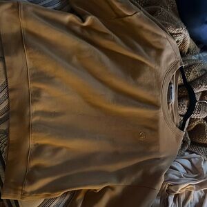 Caramel color champion crew neck XXL